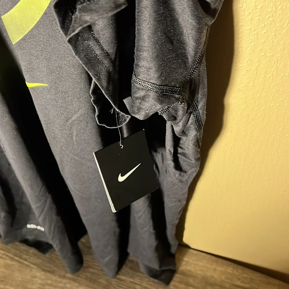 Nike NWT Mens Dri Fit Football Swoosh Tee Color Black Size XXL - Picture 3 of 5